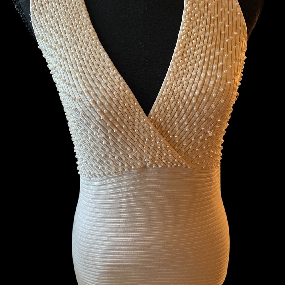 White House Black Market Cream Halter-Neck Top - Picture 2 of 6